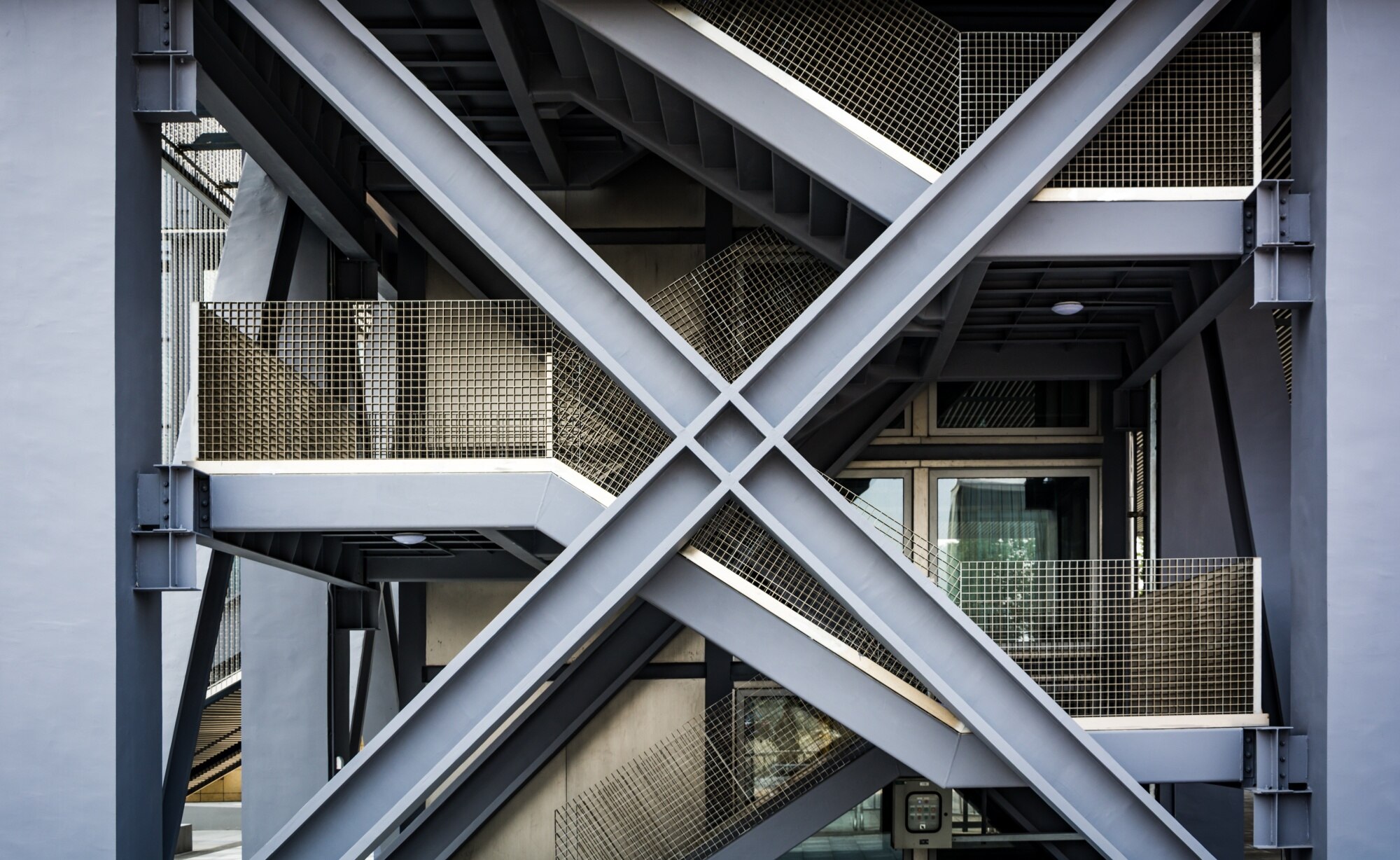 escaleras negras vacias metro peatonal render 3d 1127 3114